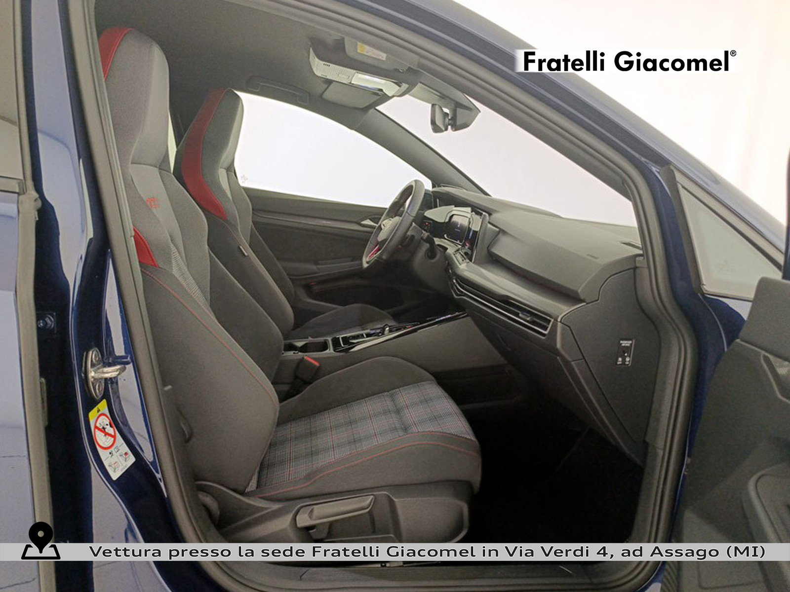 https://cdn-giacomel.caraffinity.it/fratelligiacomel/wrap360/large/83/+2026+09+03+V111025_6a994670933d9.jpg/60390d65f13d68cce6e8ef705d6ea02c.jpg