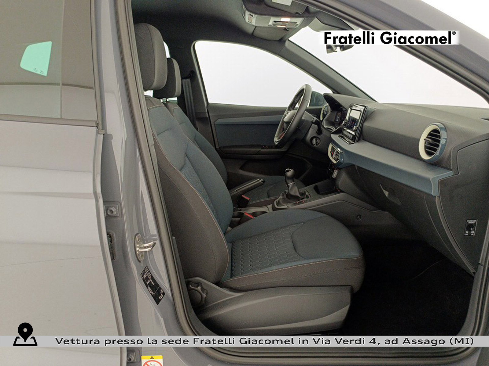 https://cdn-giacomel.caraffinity.it/fratelligiacomel/wrap360/large/83/+2026+10+08+V100794_6ac7a35364ff3.jpg/2f29d4d6a70b97e121087cdc7276d337.jpg
