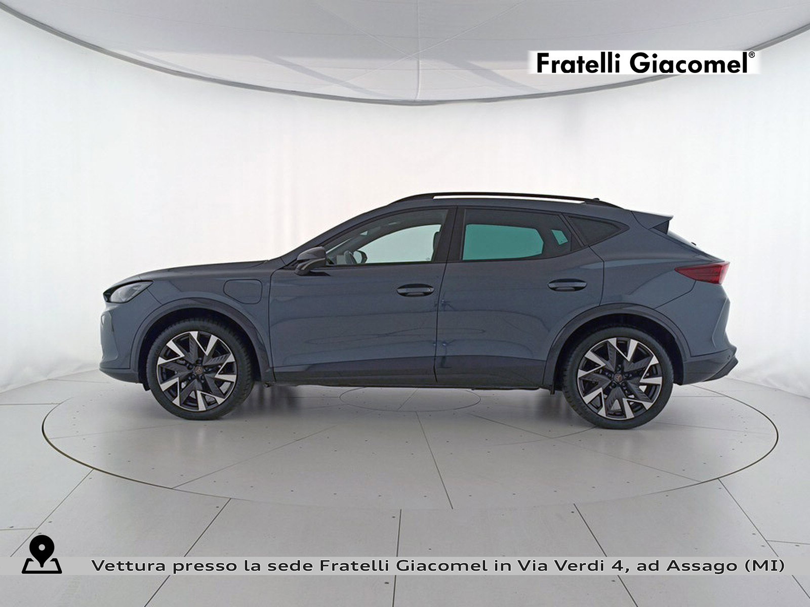 https://cdn-giacomel.caraffinity.it/fratelligiacomel/wrap360/large/83/+2026+10+12+V100092_6acca3106683e.jpg/0ac633644ddd260c7e51e85b1c3e6e24.jpg