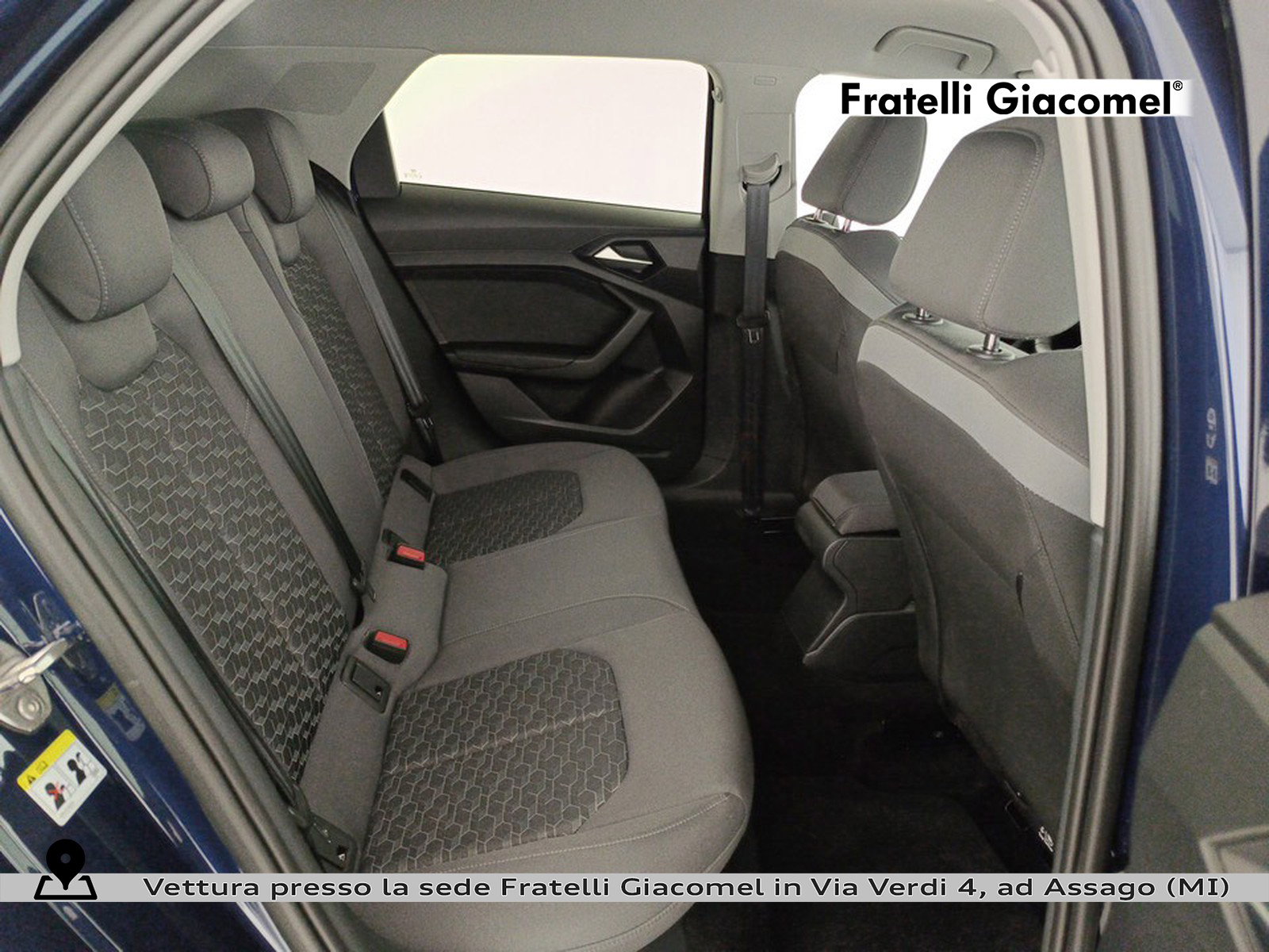 https://cdn-giacomel.caraffinity.it/fratelligiacomel/wrap360/large/83/+2026+10+12+V113898_6accb120166cc.jpg/bf6b2ba9badfe3699040ced292153b2c.jpg