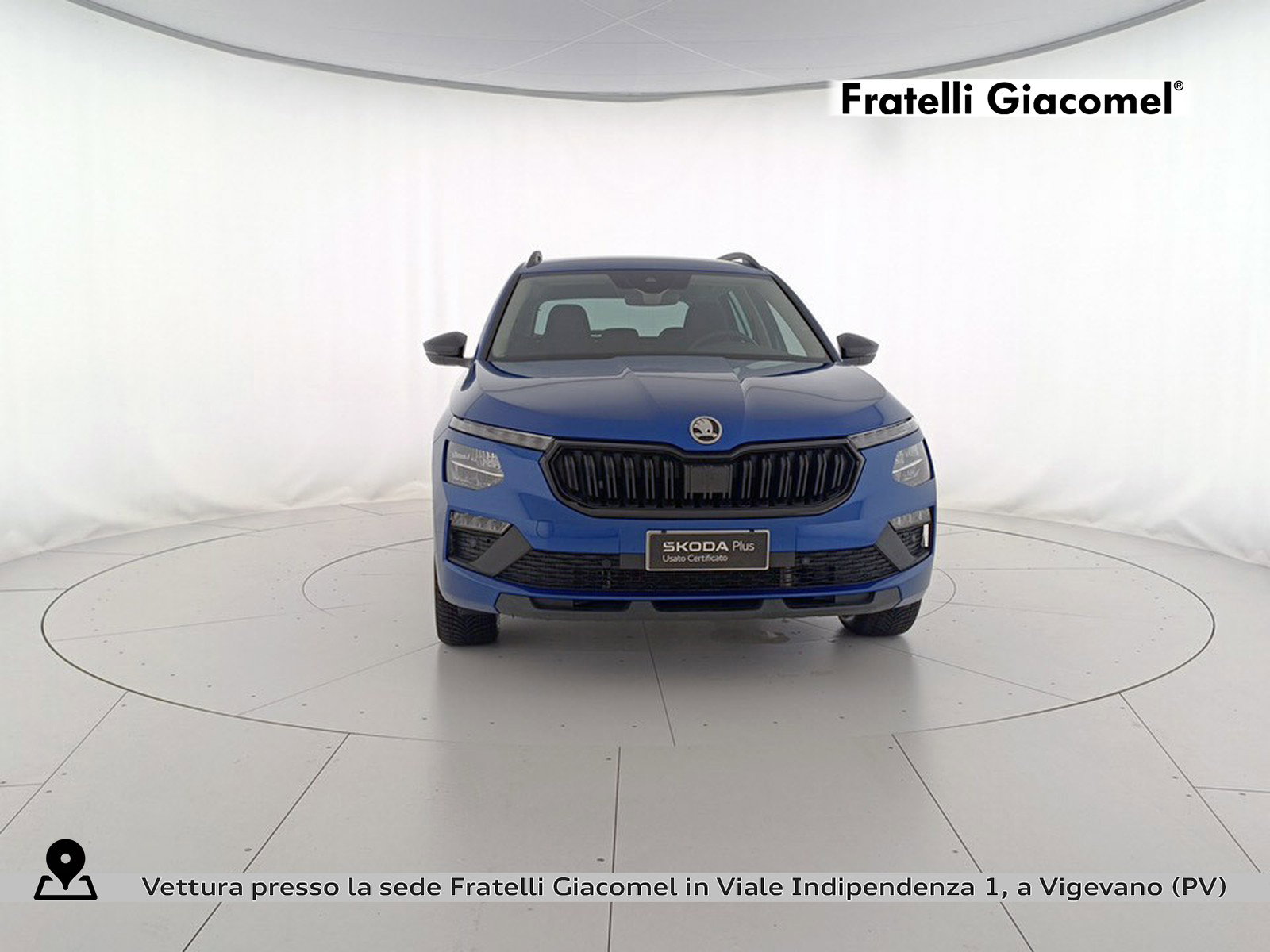 https://cdn-giacomel.caraffinity.it/fratelligiacomel/wrap360/large/85/+2026+05+11+V106586_6a01e26c7e7dd.jpg/c8d82a79bcecf54cff293ffa154f8f4e.jpg