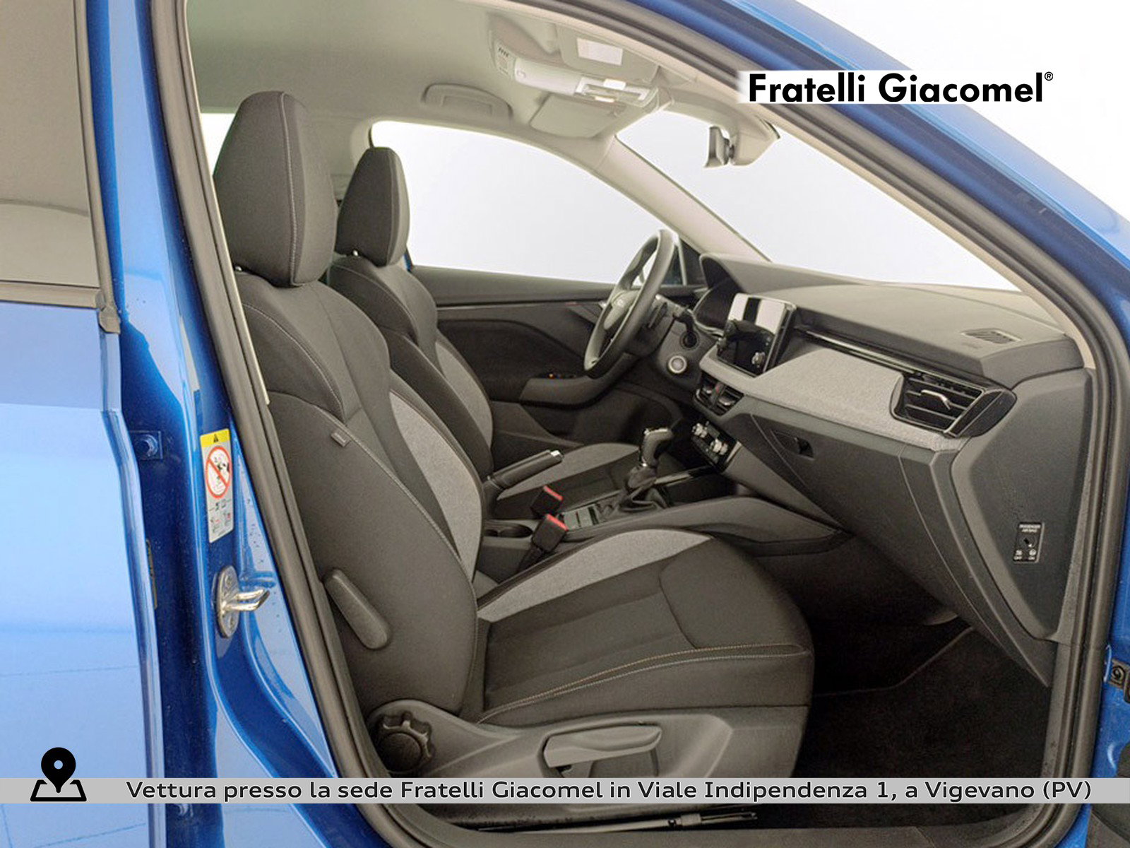 https://cdn-giacomel.caraffinity.it/fratelligiacomel/wrap360/large/85/+2026+05+11+V106586_6a01e26f5a63c.jpg/40e12df163c2b5b52bddd6230500e302.jpg
