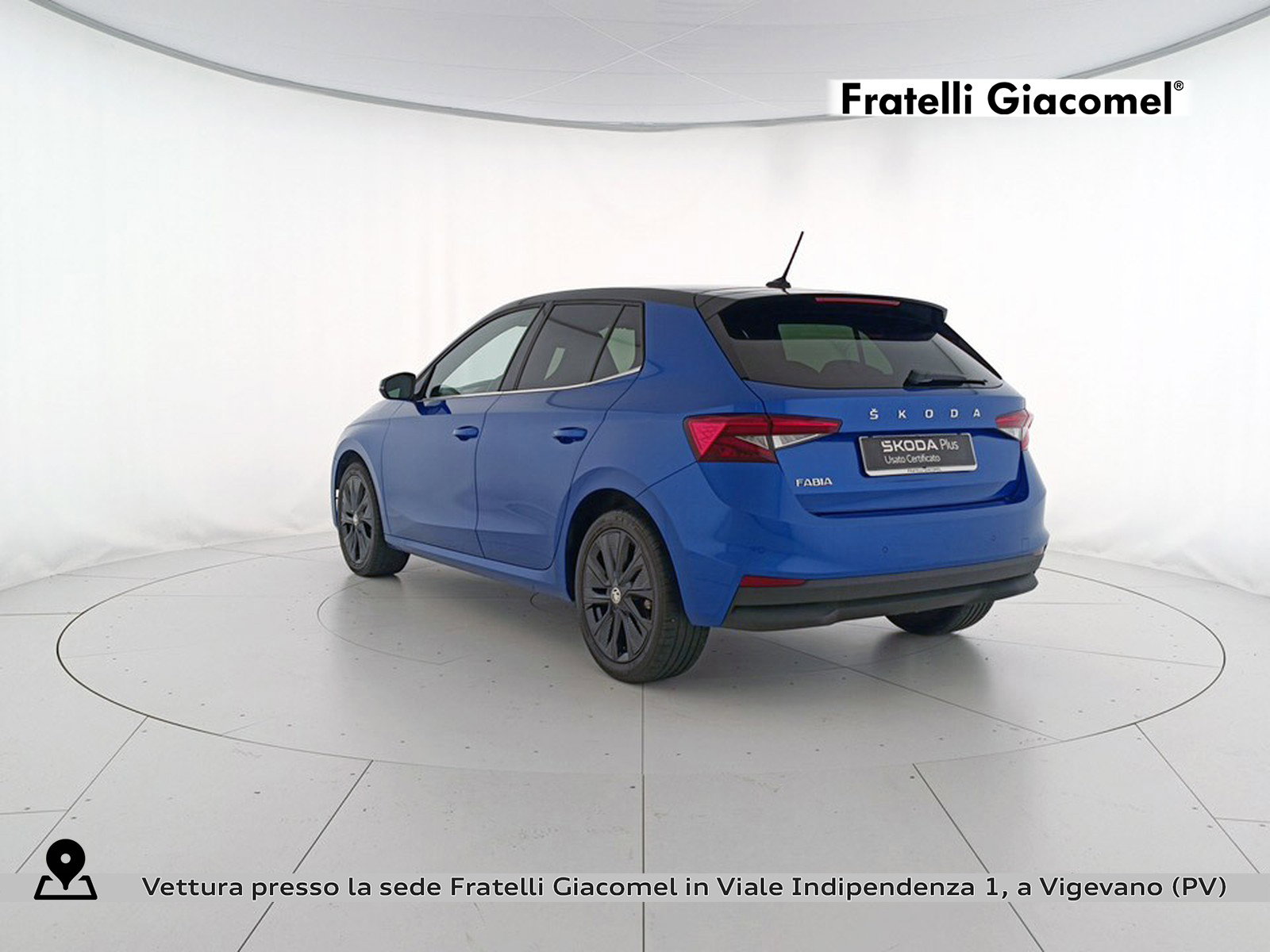 https://cdn-giacomel.caraffinity.it/fratelligiacomel/wrap360/large/85/+2026+05+20+V101249_6a0db1fbe4d51.jpg/c7ee28cf079d4138bfbafbdbe8d8c55e.jpg