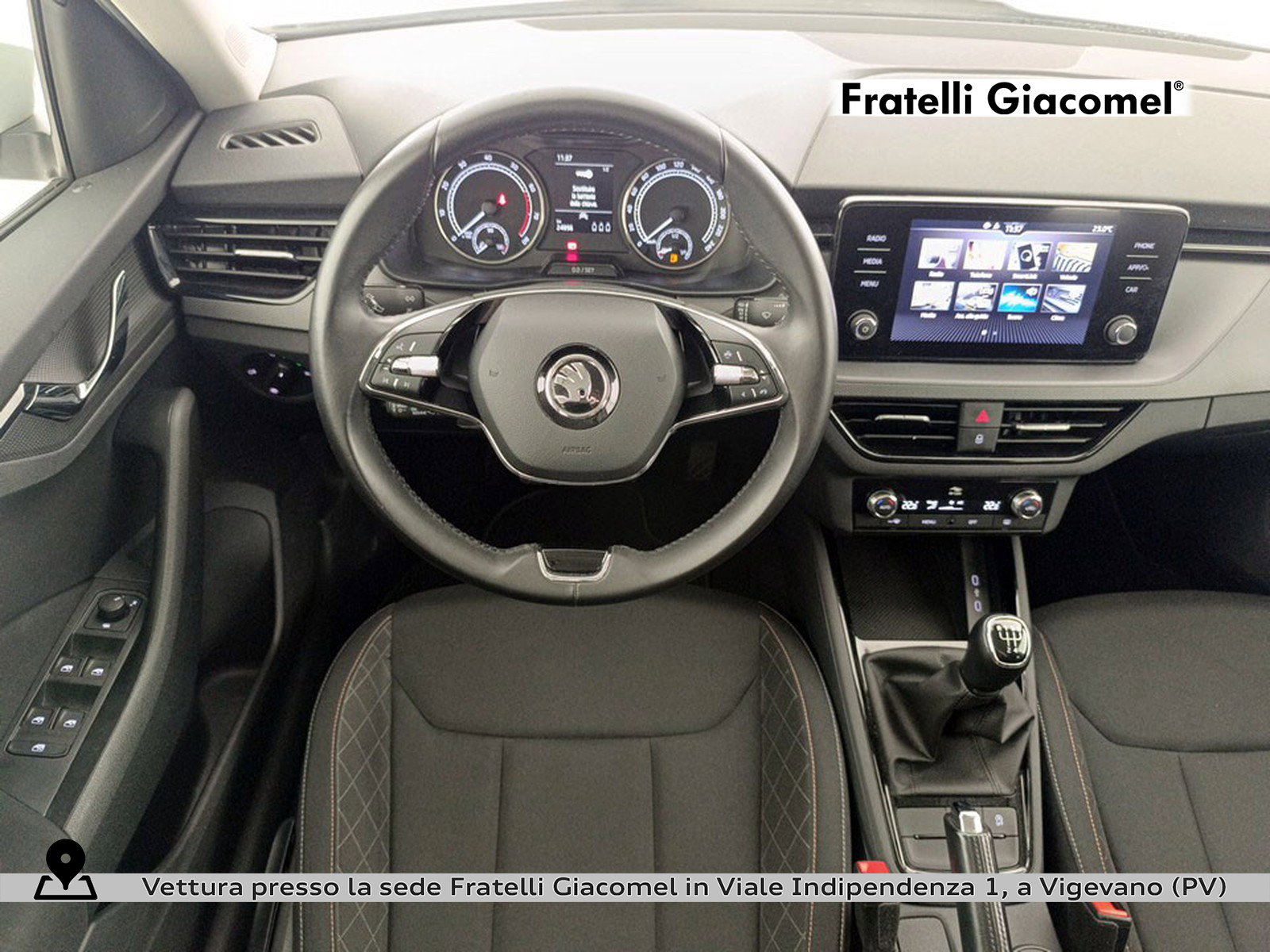 https://cdn-giacomel.caraffinity.it/fratelligiacomel/wrap360/large/85/+2026+05+26+V104601_6a15a8b23fd7c.jpg/a218b977ef7271a744fe5e9fba5291c8.jpg