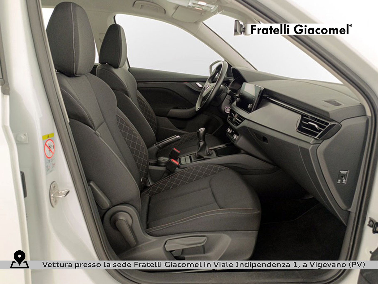 https://cdn-giacomel.caraffinity.it/fratelligiacomel/wrap360/large/85/+2026+05+26+V104601_6a15a8b273c85.jpg/81ff0470046cc623ad442bcd1da8a4b1.jpg