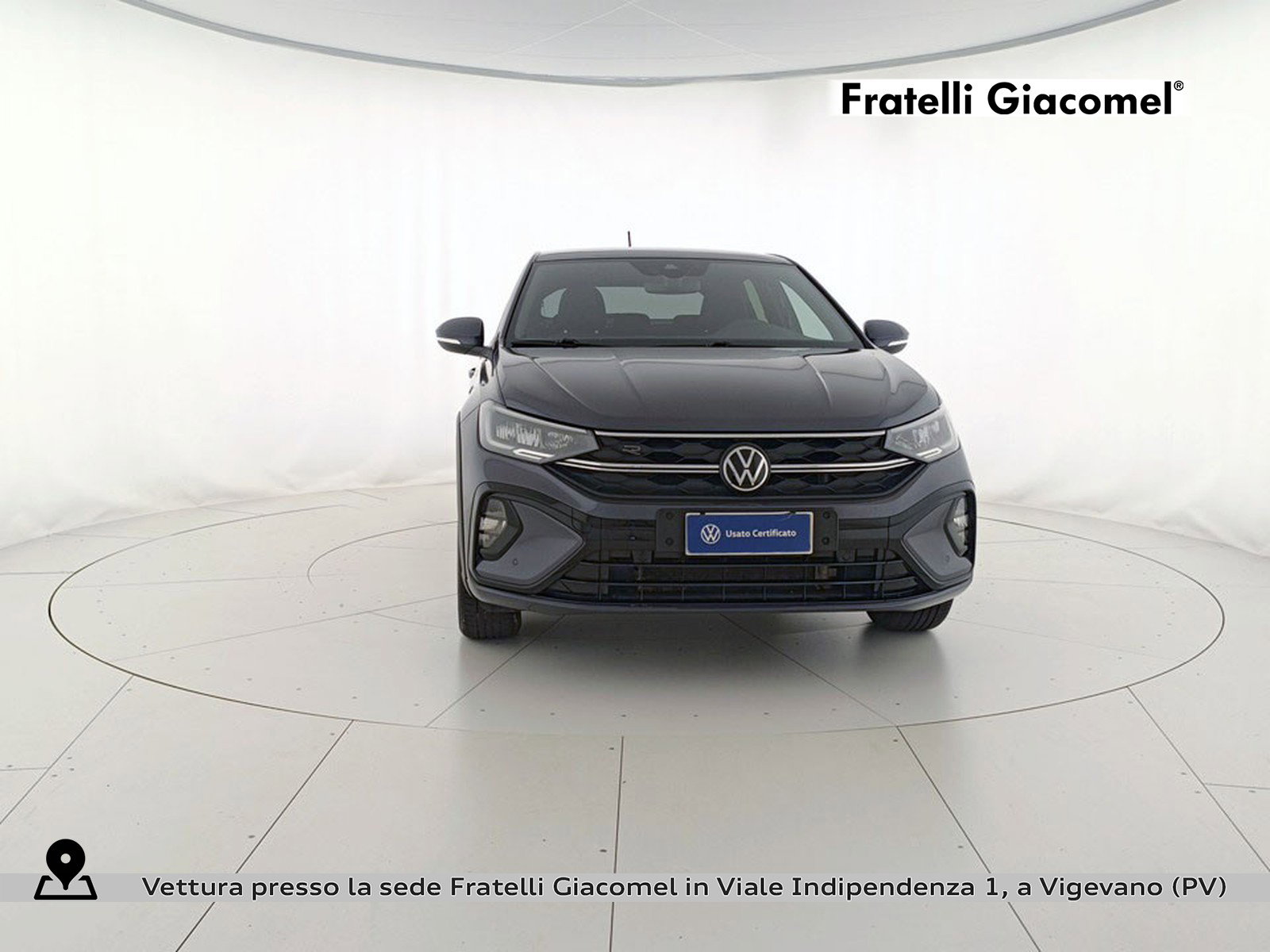https://cdn-giacomel.caraffinity.it/fratelligiacomel/wrap360/large/85/+2026+05+26+V107189_6a157ec73b229.jpg/f1b4a853af340df1926d3fc55d78bab8.jpg