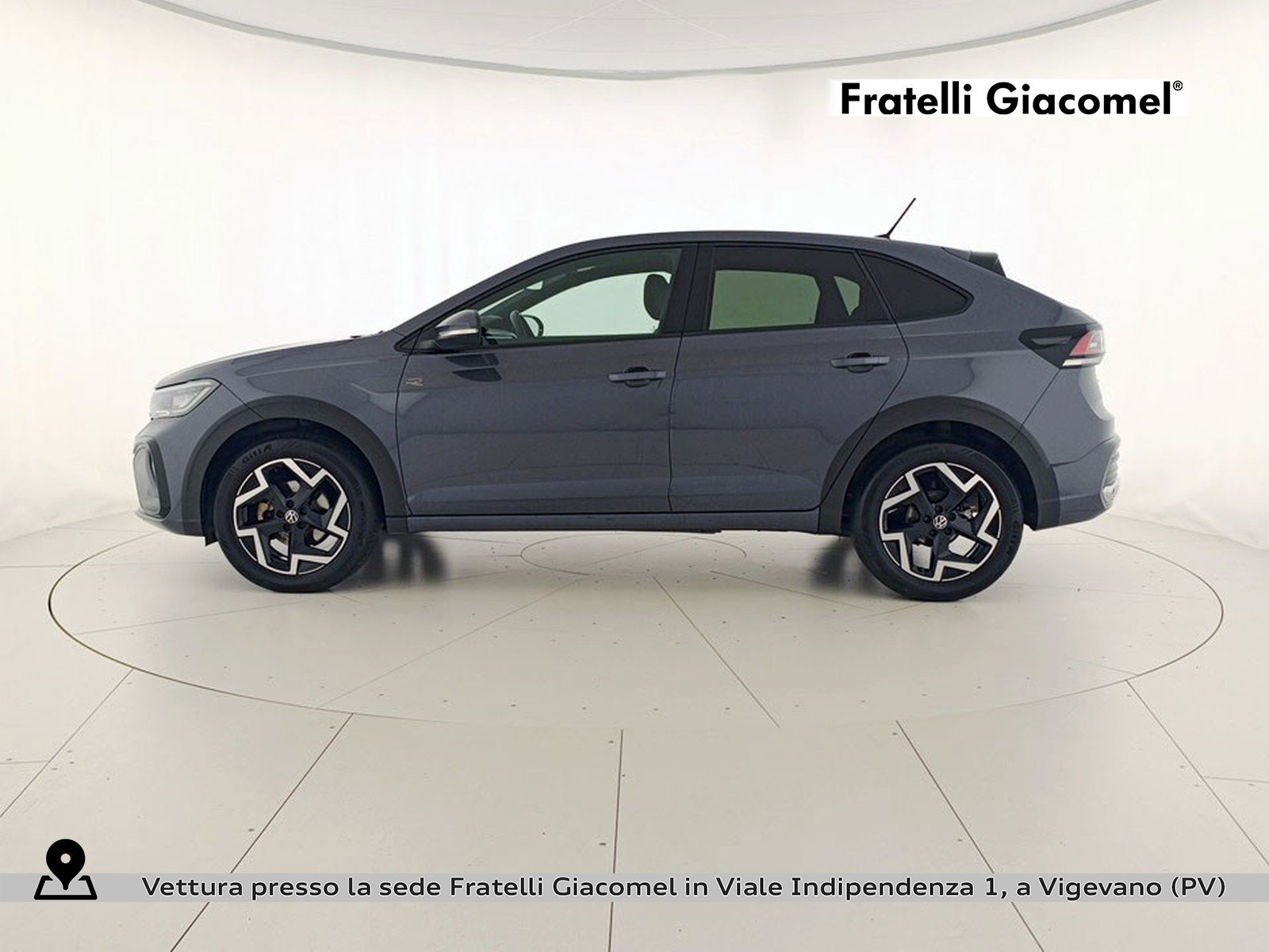 https://cdn-giacomel.caraffinity.it/fratelligiacomel/wrap360/large/85/+2026+05+26+V107189_6a157ec7a81c6.jpg/fa505b135b94ee918dde076b343a48af.jpg