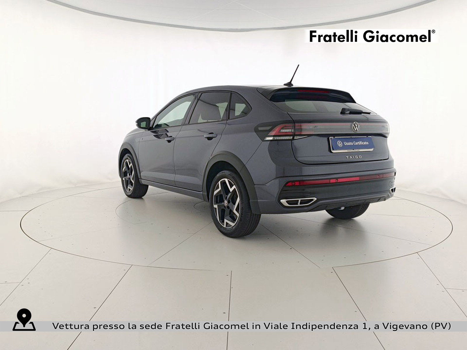 https://cdn-giacomel.caraffinity.it/fratelligiacomel/wrap360/large/85/+2026+05+26+V107189_6a157ec8226f6.jpg/a45eabd7e468e91a20f7bdf62df76c47.jpg
