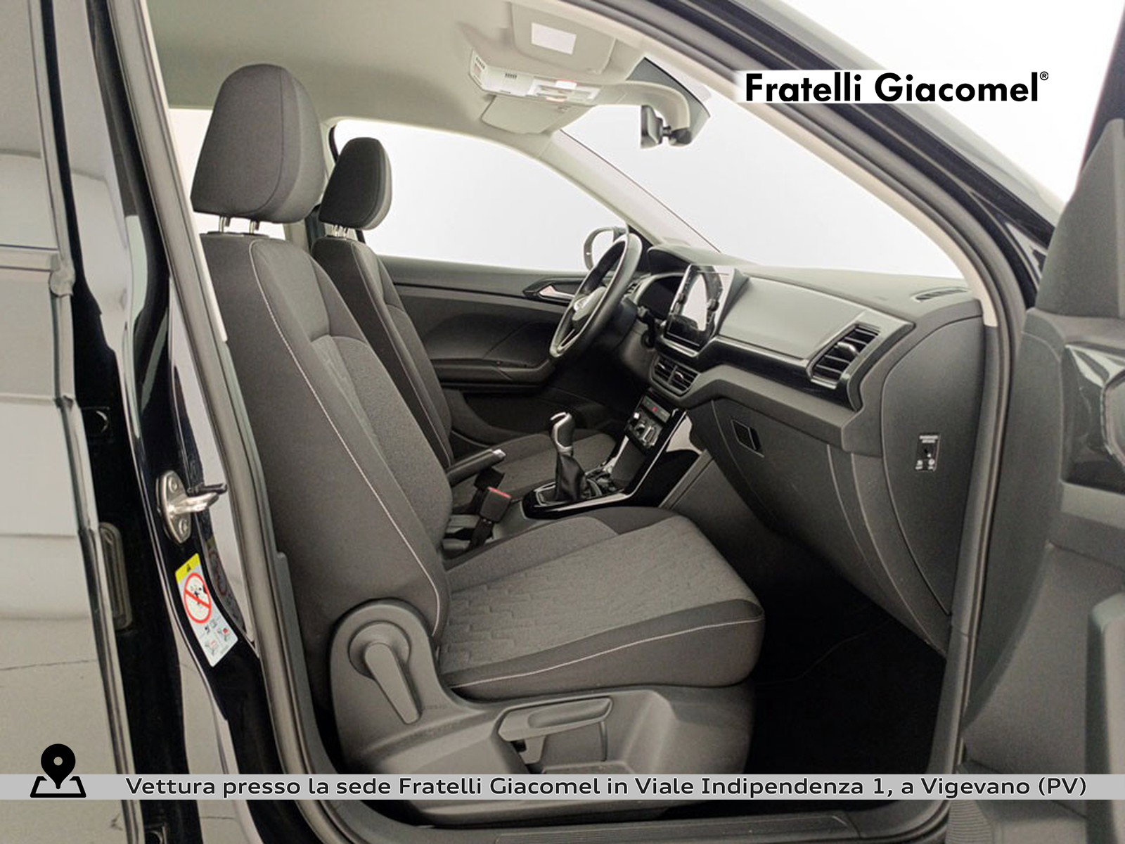 https://cdn-giacomel.caraffinity.it/fratelligiacomel/wrap360/large/85/+2026+05+26+V107451_6a15709107e36.jpg/57ae892c064822453d48bc103b36b8a3.jpg